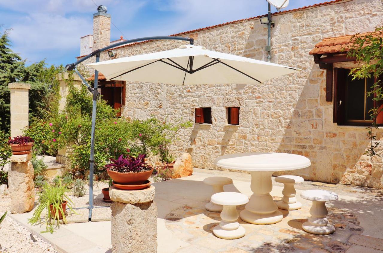 Trulli And Nature Antonelli Exterior photo
